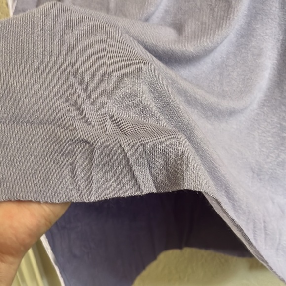 She + Sky pale dusty purple tee oversized stretch top new - Picture 5 of 6